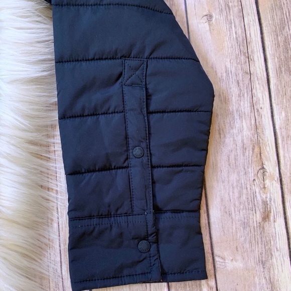 The North Face Shacket Insulated Shirt Jacket - Picture 4 of 8